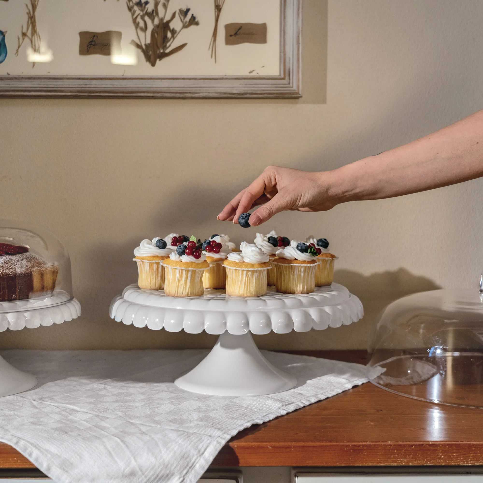CAKE STAND WITH DOME "TIFFANY" - Image 6