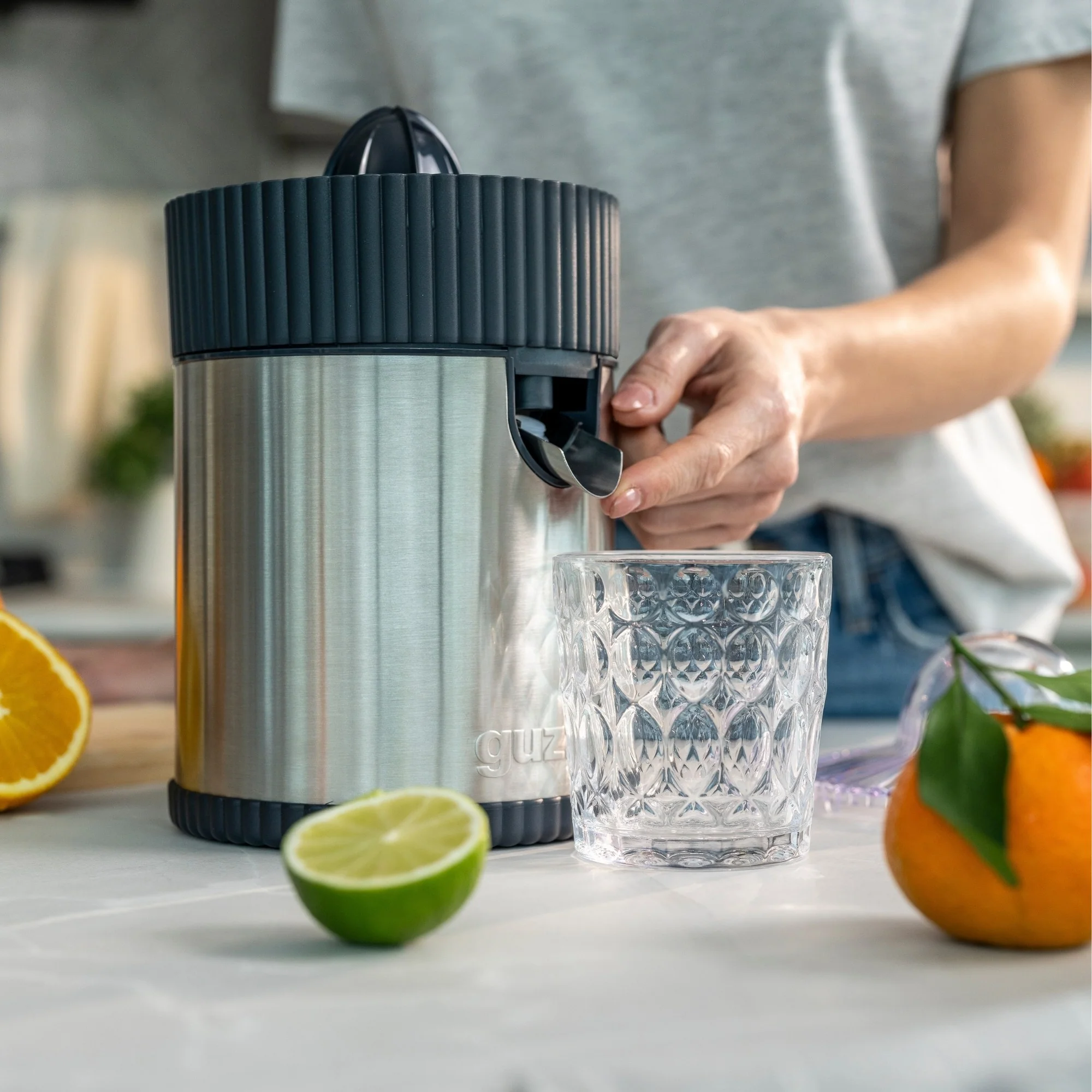 ELECTRIC CITRUS JUICER "SOUS CHEF" - Image 13