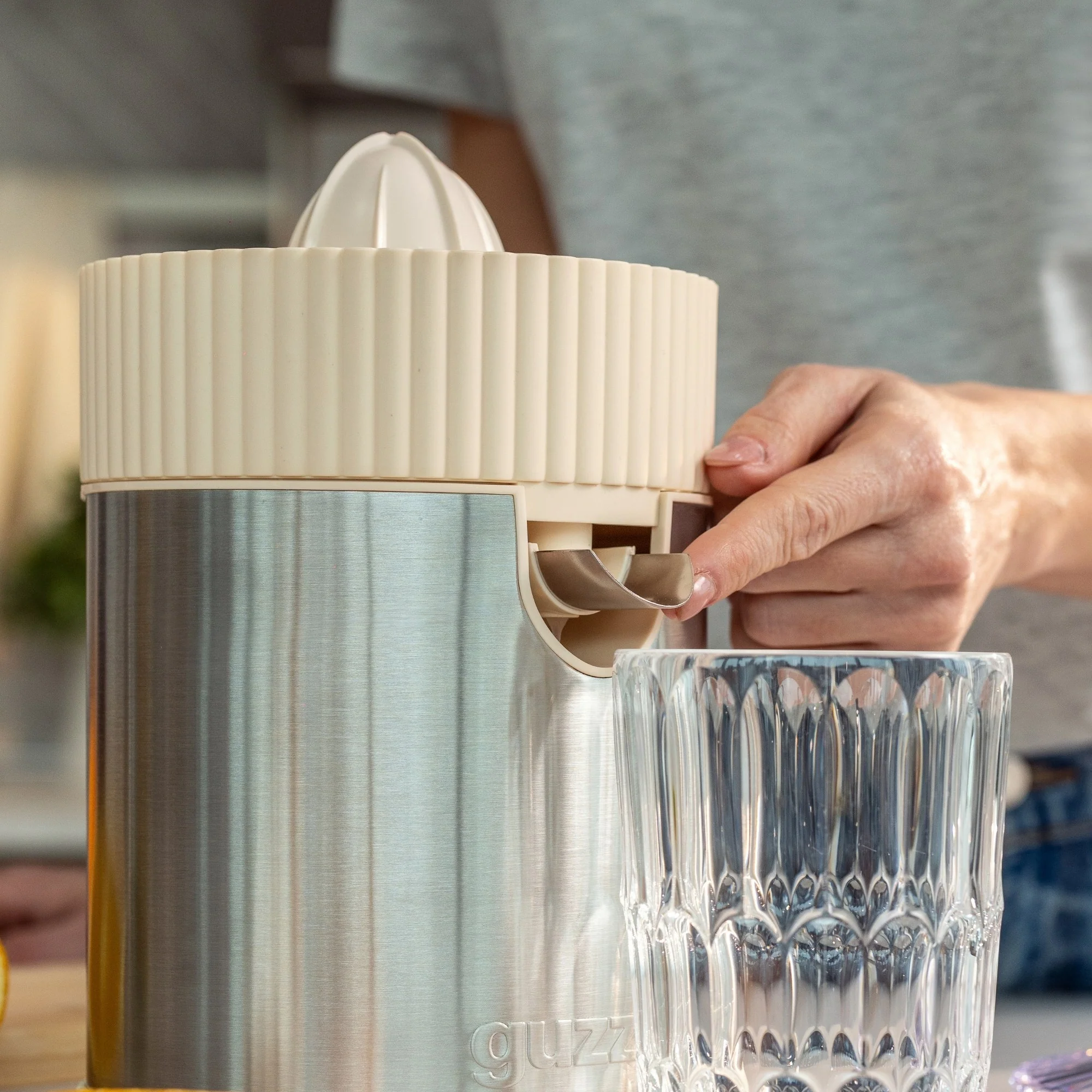 ELECTRIC CITRUS JUICER "SOUS CHEF" - Image 7