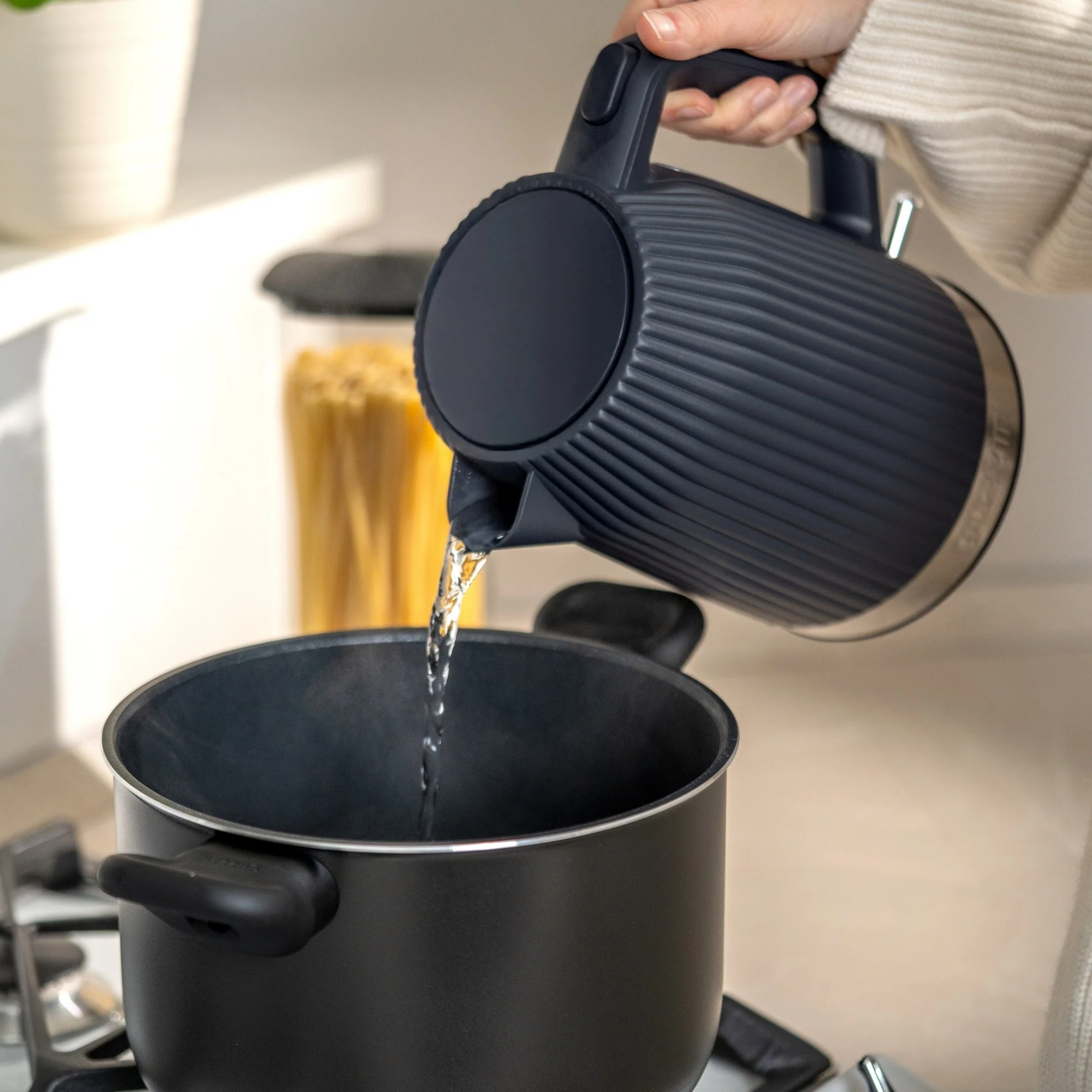 ELECTRIC KETTLE "SOUS CHEF" - Image 13