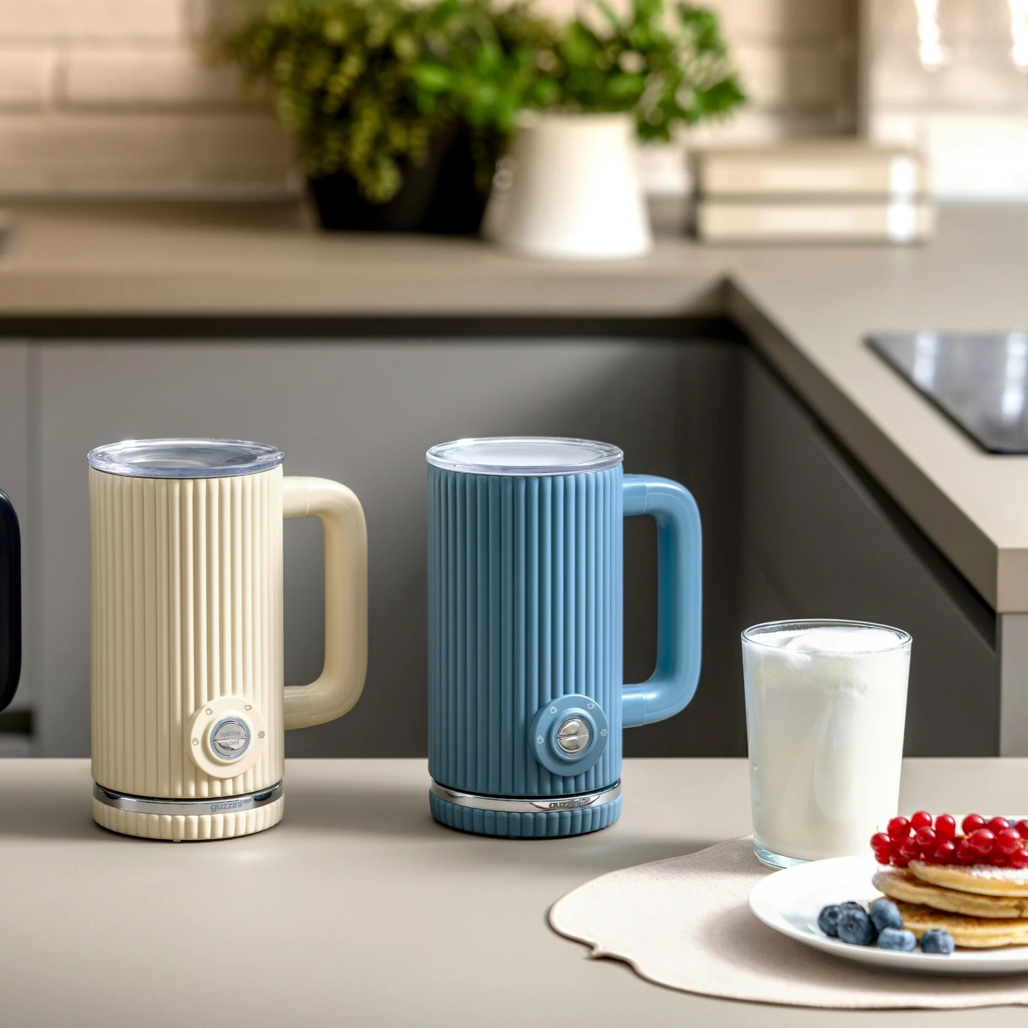 ELECTRIC MILK FROTHER "SOUS CHEF" - Image 6