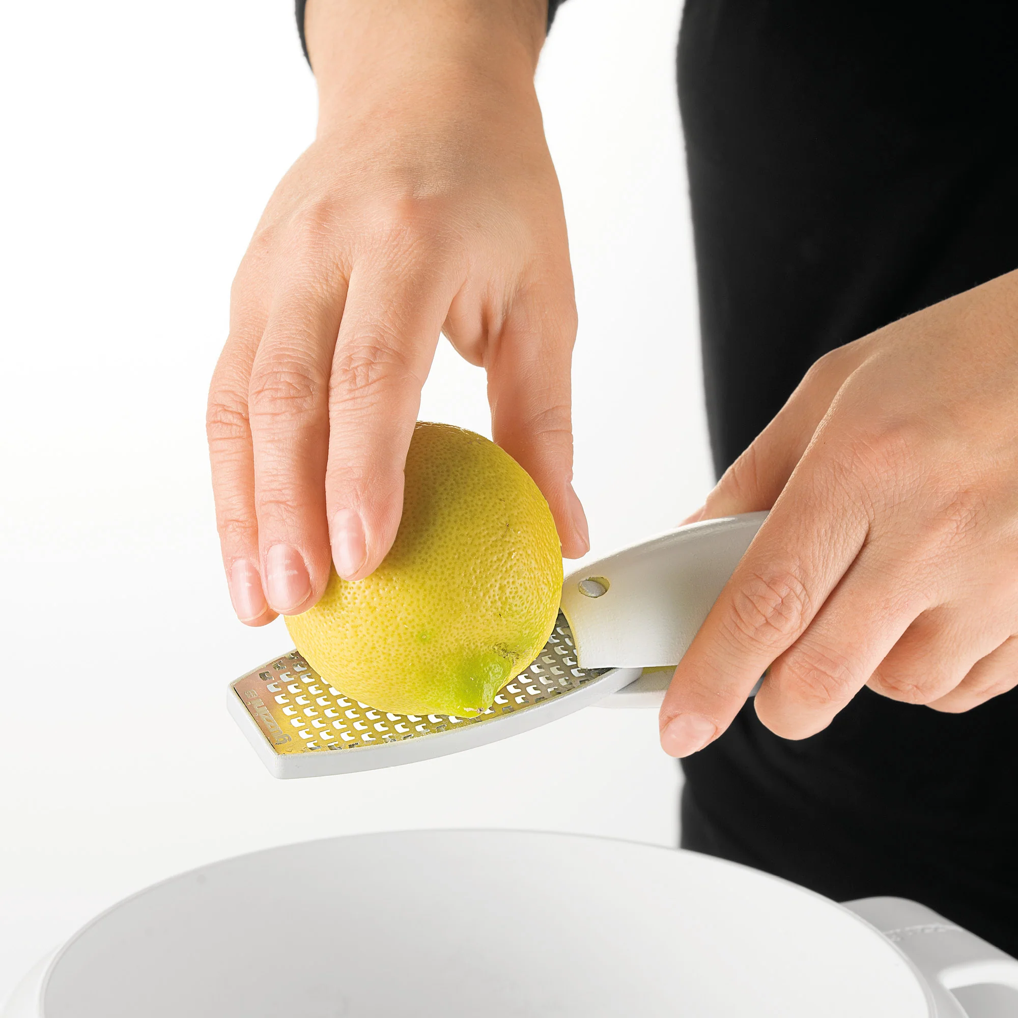 LEMON JUICER AND ZESTER 'SQUEEZE&GRATE' "PREPARATION" - Image 4