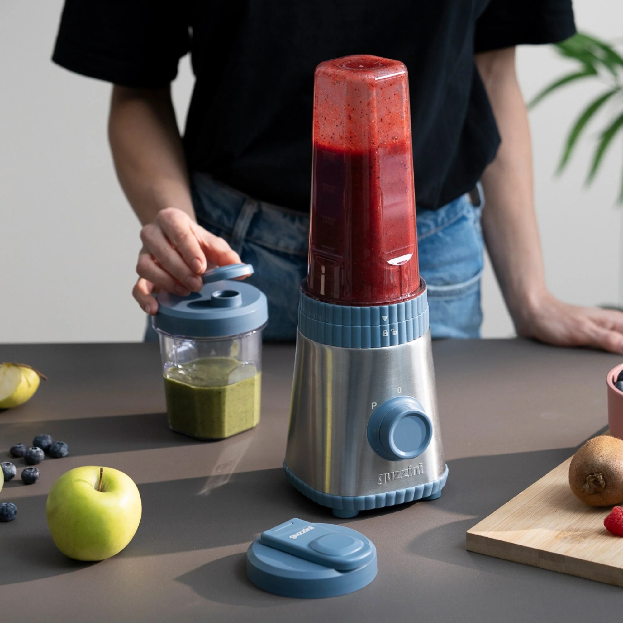 ON-THE-GO BLENDER WITH PORTABLE CUPS "SOUS CHEF" - Image 3