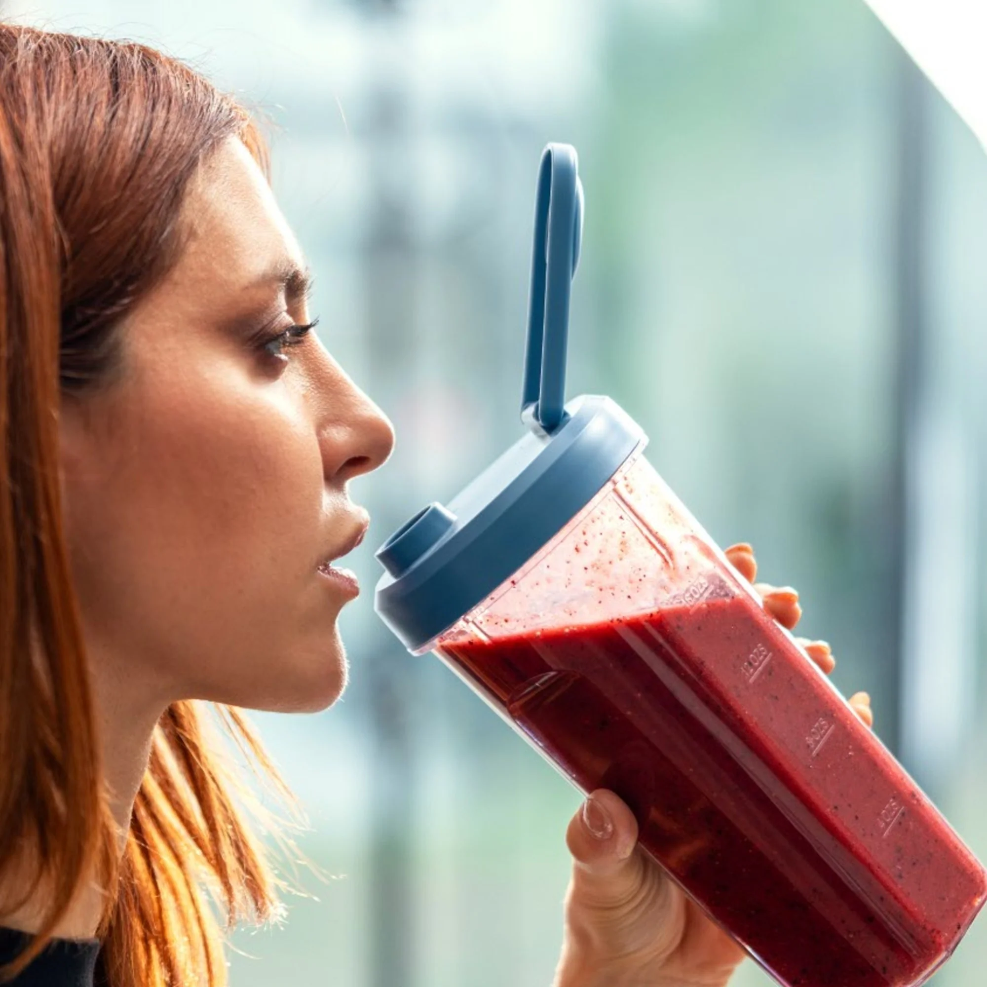 ON-THE-GO BLENDER WITH PORTABLE CUPS "SOUS CHEF" - Image 4