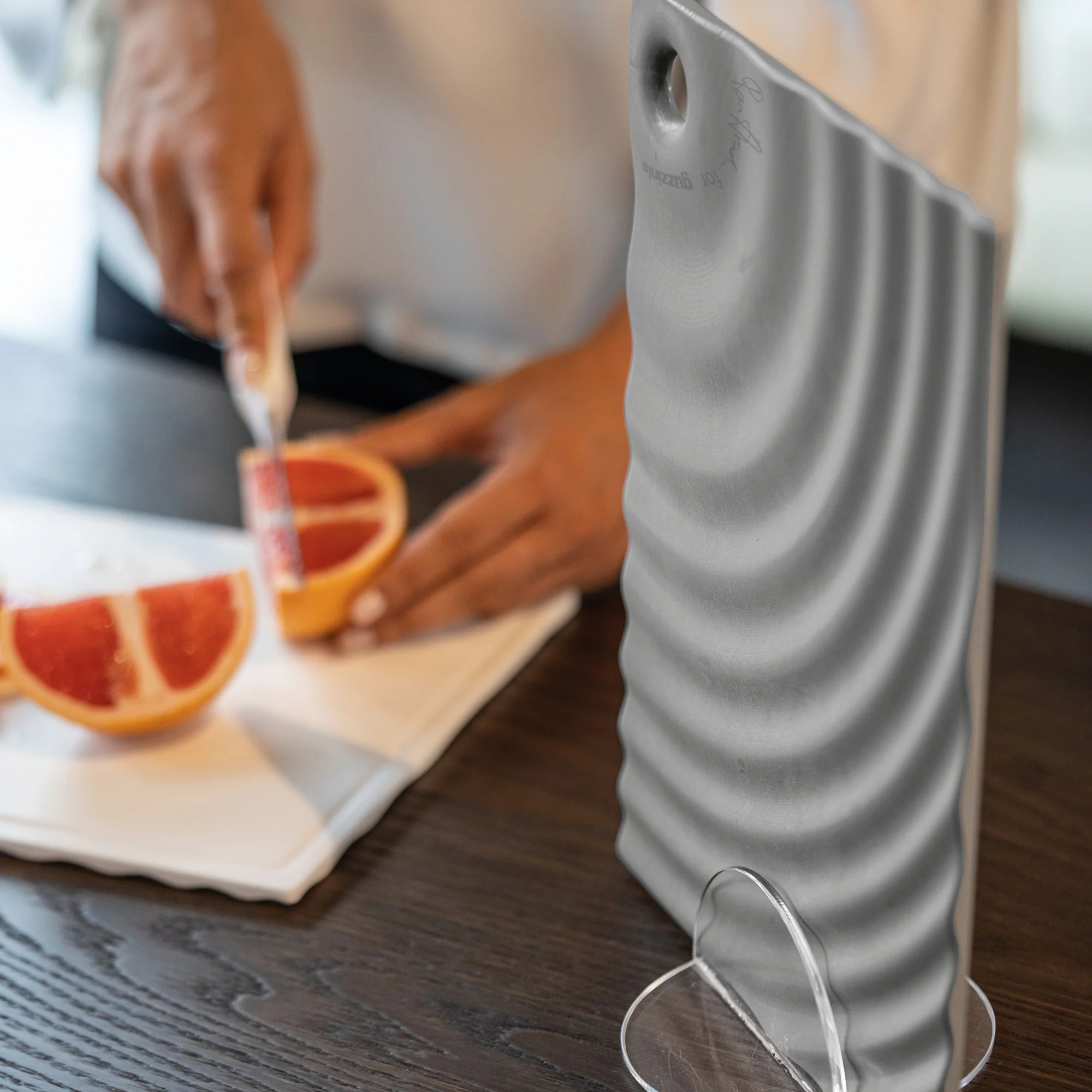 SET 2 CUTTING BOARDS WITH BASE "ICONS" - Image 3