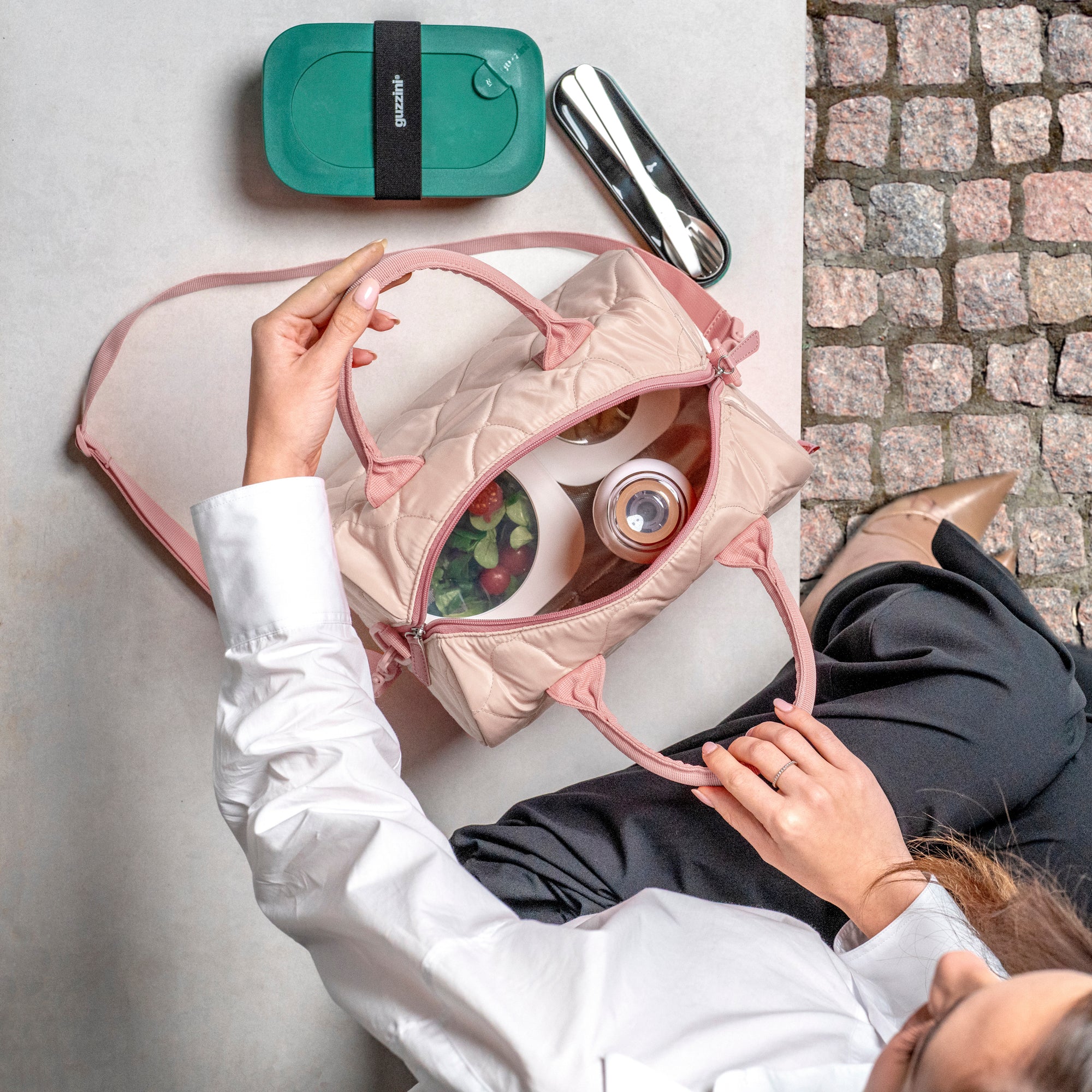 THERMAL HAND/SHOULDER BAG 'HANDY GRETA' "ON THE GO" - Image 7